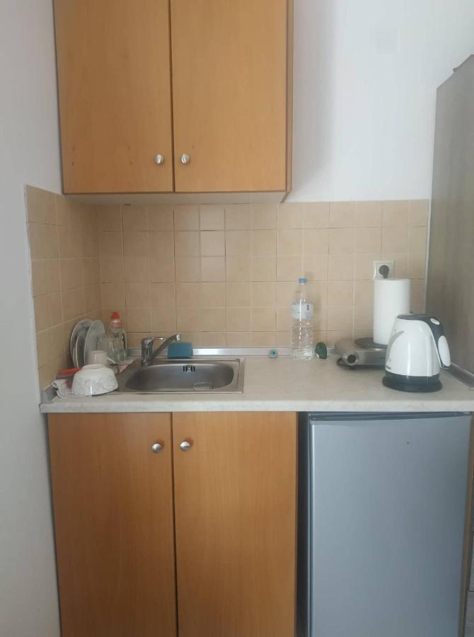 Spiros Apartments Livadia  ภายนอก รูปภาพ