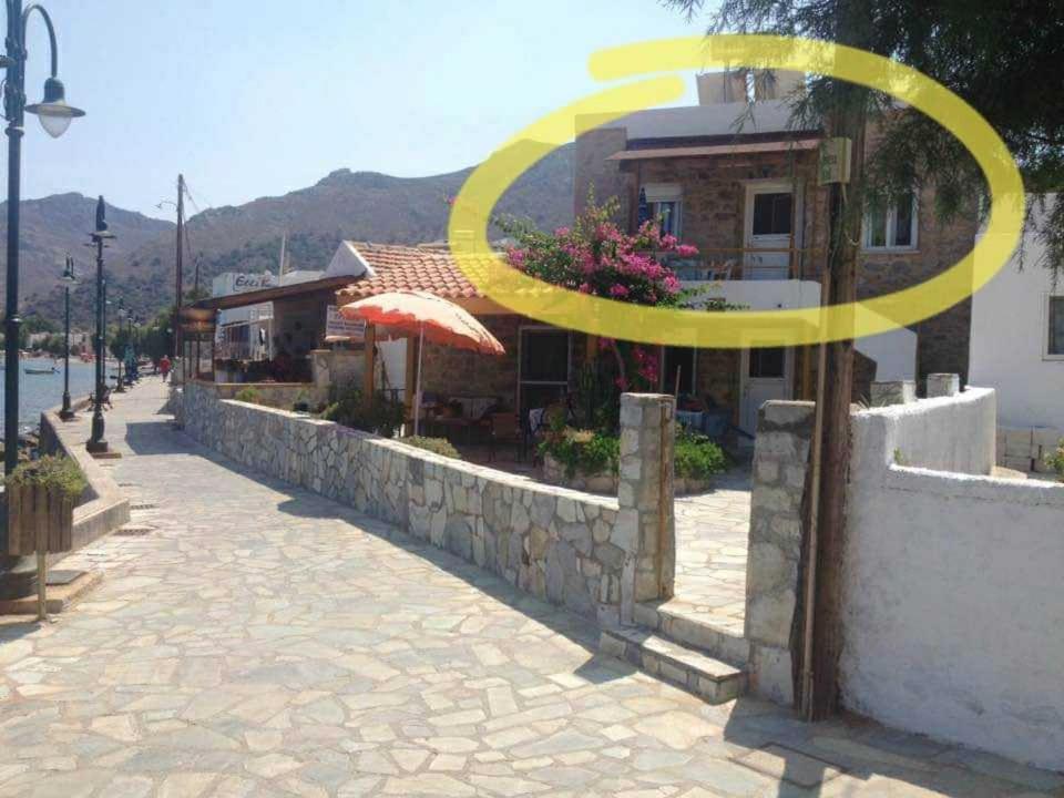 Spiros Apartments Livadia  ภายนอก รูปภาพ
