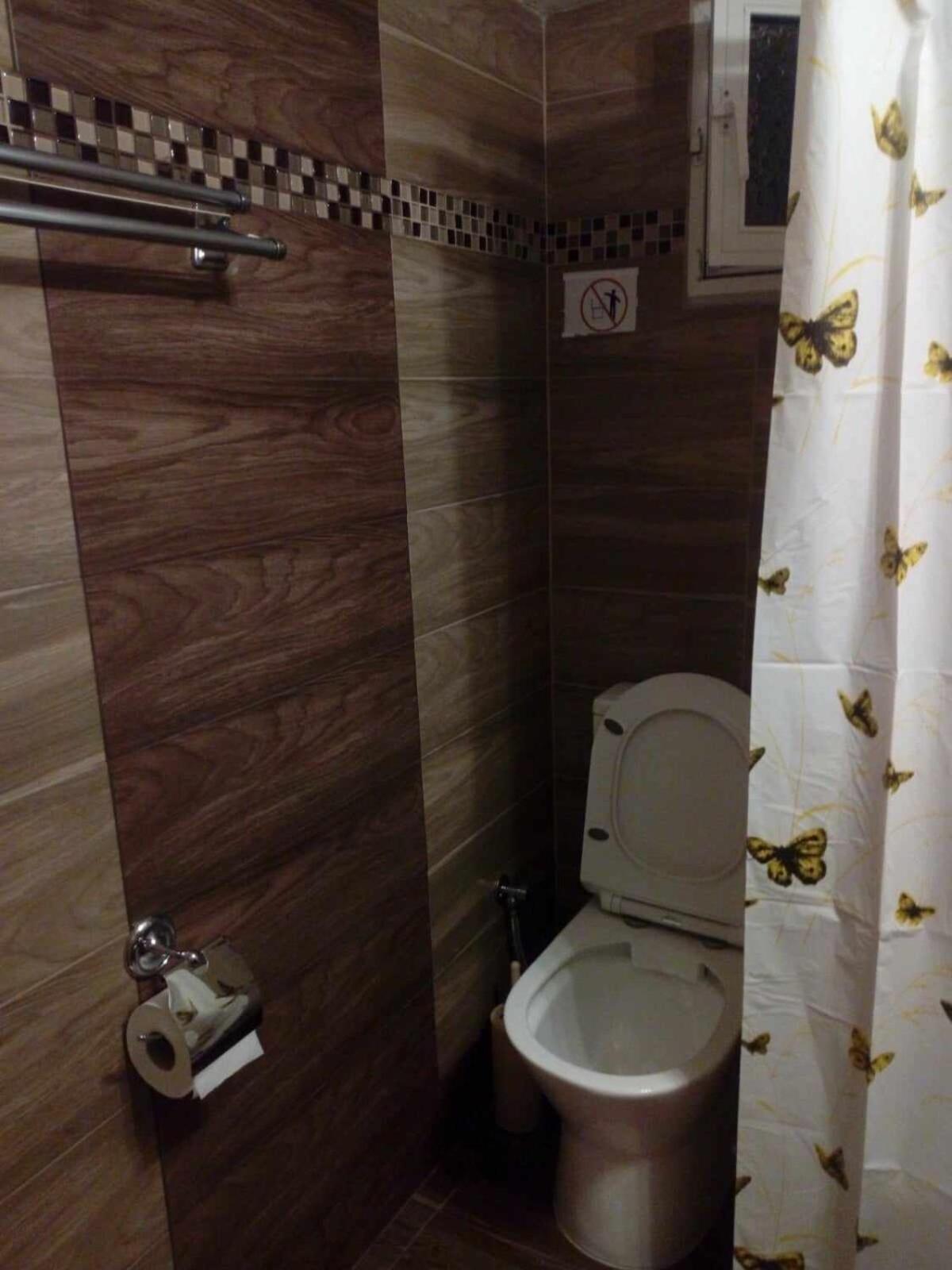 Spiros Apartments Livadia  ภายนอก รูปภาพ