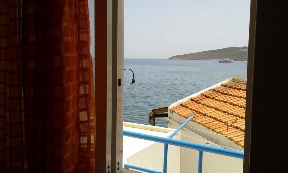 Spiros Apartments Livadia  ภายนอก รูปภาพ